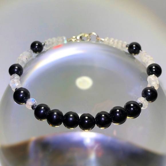 Hand Made Gemstone Bracelet - Picture 5 of 8